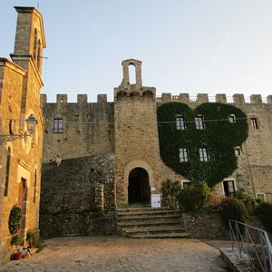 Hotel Castello Di Cisterna cazare Gualdo Cattaneo