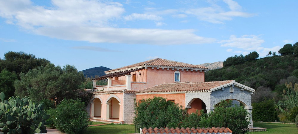 Hotel Appartamenti Vecchio Stazzo