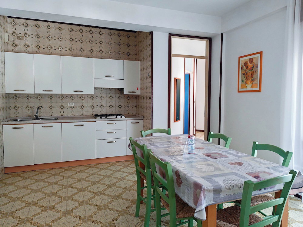 Hotel Comfortable Flat Near The Beach
