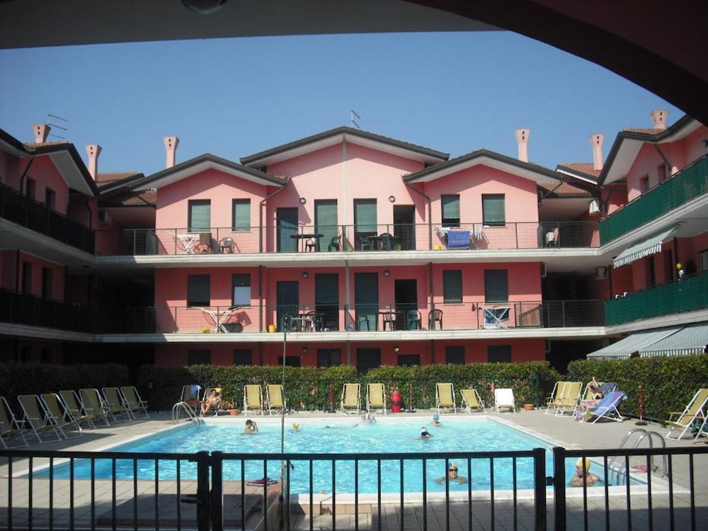 Hotel Comfy Stay Close To Sea And The Center