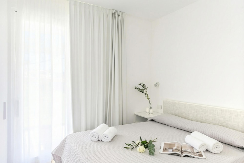 Hotel Capo Falcone Apartments