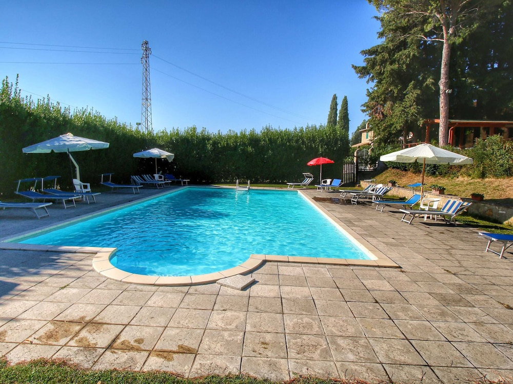 Hotel Beautiful Farmhouse With Hot Tub In Umbria