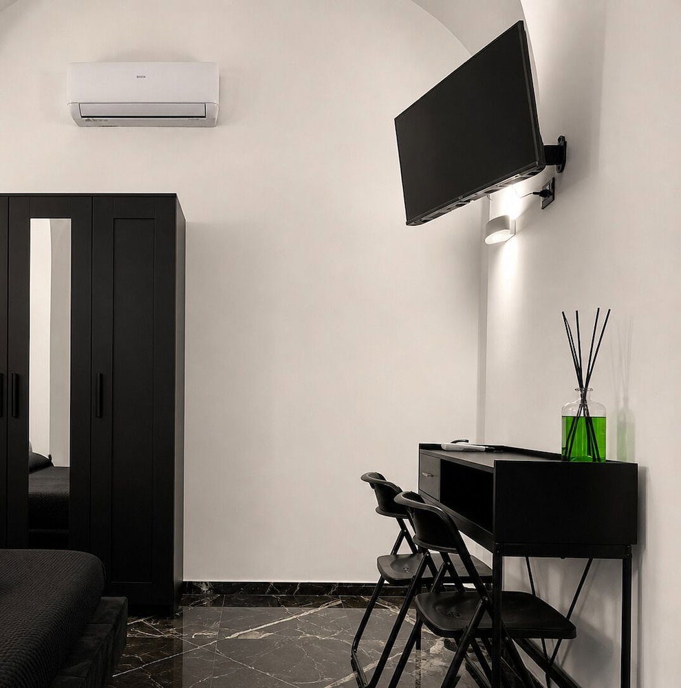 Hotel Santa Chiara Guest House