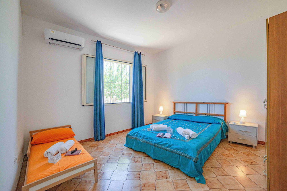Hotel Casa Spiaggiabella - Coastal Home Near The Sea