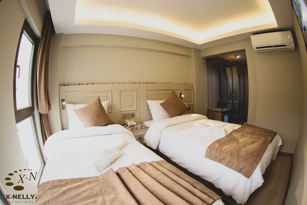 Hotel X-Nellyi Boutique Hotel