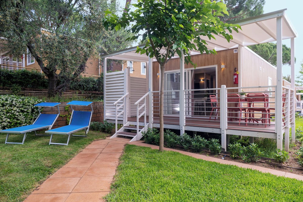 Hotel Camping Village Baia Azzurra