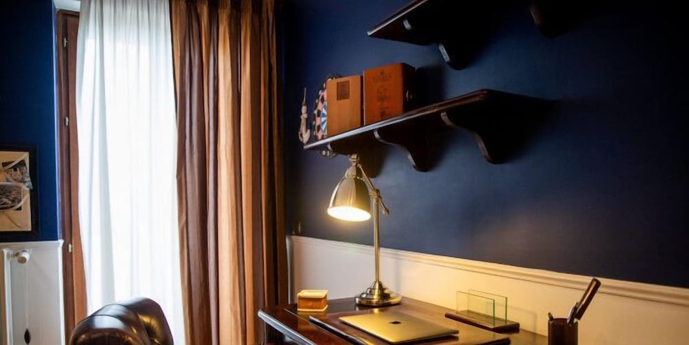 Navy Apartment By Wonderful Italy
