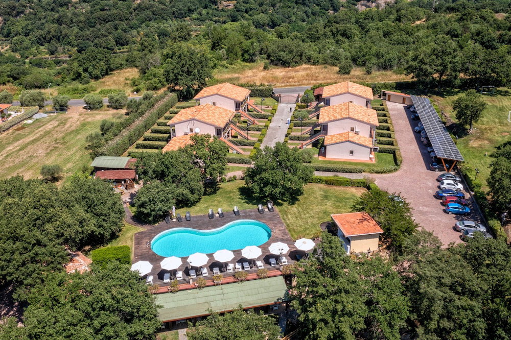 Hotel Villaggio Le Querce
