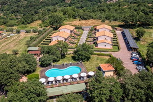 Hotel Villaggio Le Querce cazare Solano Inferiore