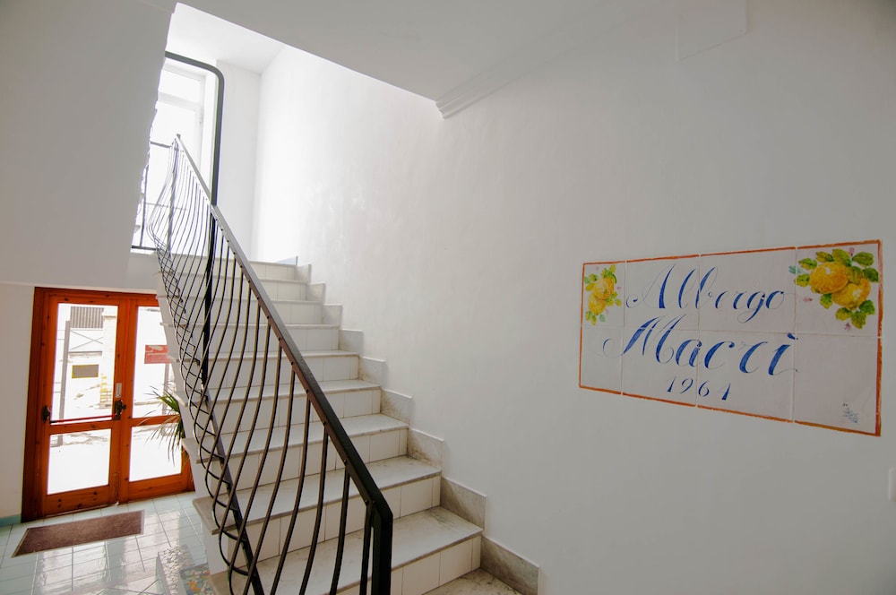 Hotel Albergo Macrì