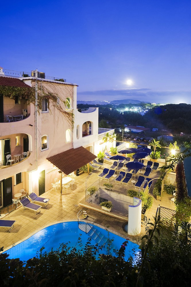 Hotel Hotel Bellevue Benessere & Relax