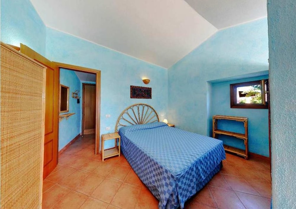 Il Borgo Di Porto Corallo