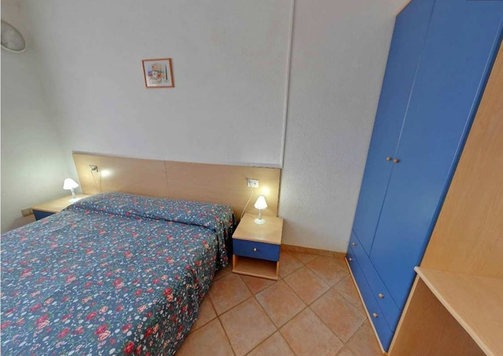 Il Borgo Di Porto Corallo