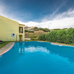 Hotel Apartments With Pool Country Village cazare Stintino