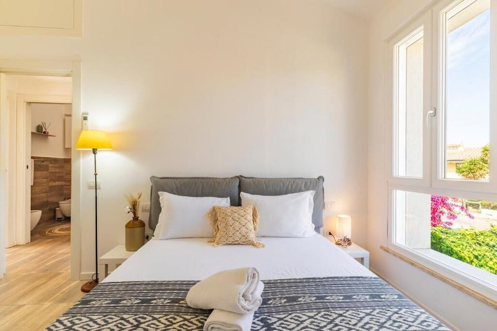 Hotel Sardinian Pearl Retreat-Beach House