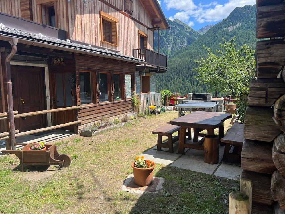 Hotel Modern Family Chalet Stunning Mountain