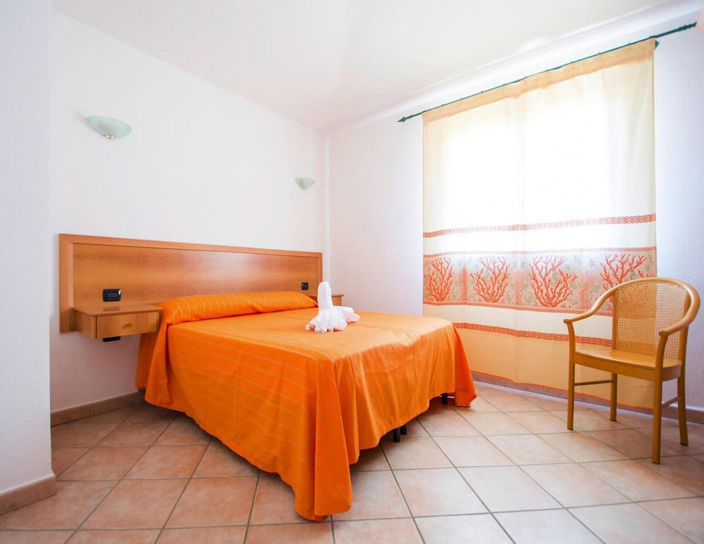 Apartment In Sos Alinos Near Cala Liberotto