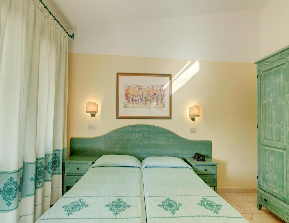 Apartment In Sos Alinos Near Cala Liberotto