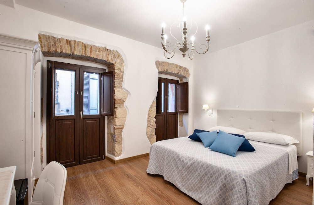 Hotel Baco Rooms