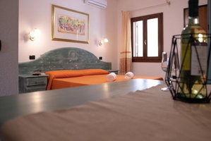 Hotel Idyllic Residence Cala Viola Studio Sleeps Num1375 cazare Orosei