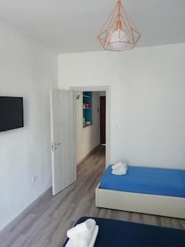 Hotel Newhouse 336 cazare Triggiano