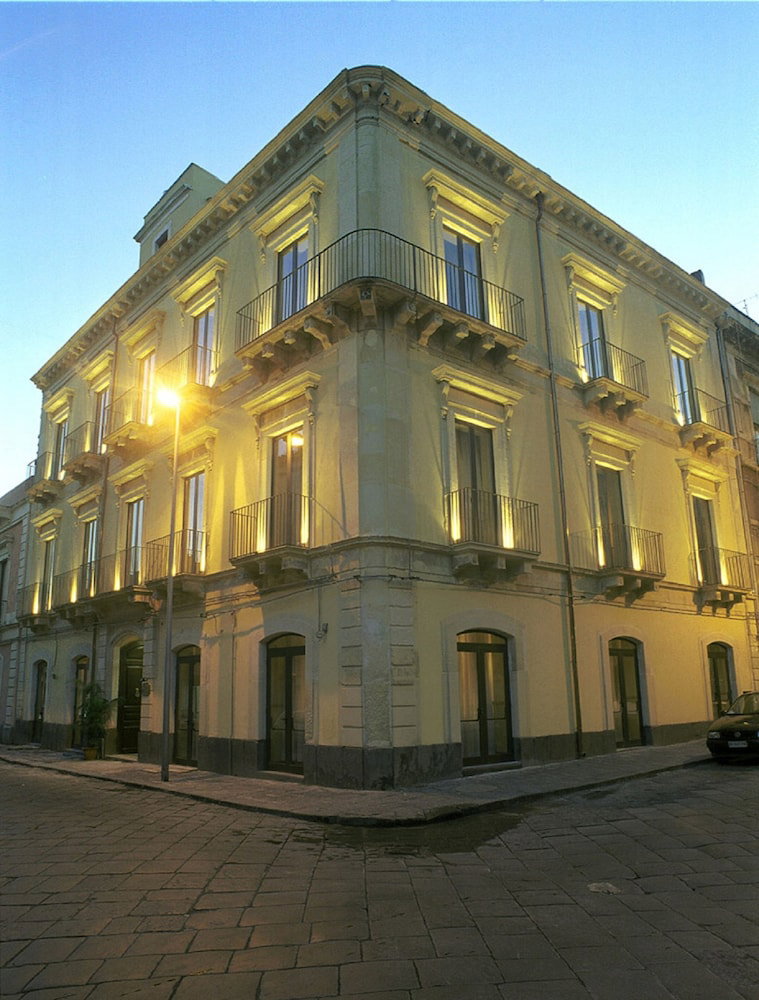 Hotel Hotel La Ville
