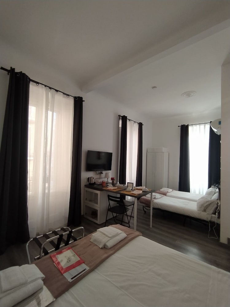 Hotel Affittacamere Domus Nikolai