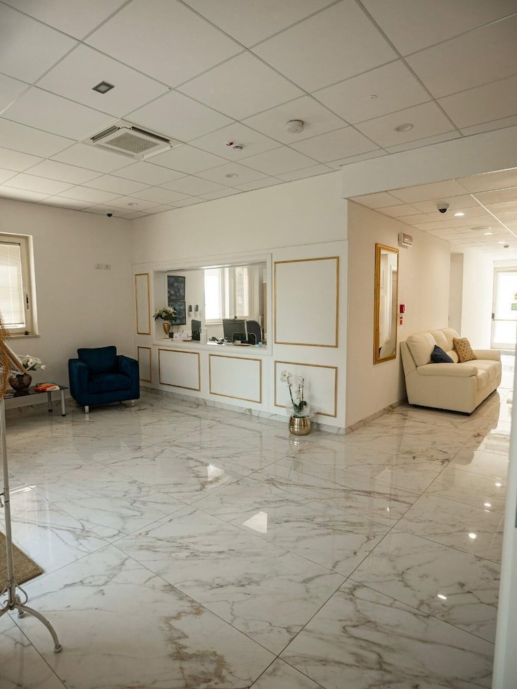 Hotel Rooms Alcentro