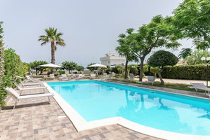 Hotel Pietramare Luxury Suites cazare Triggiano