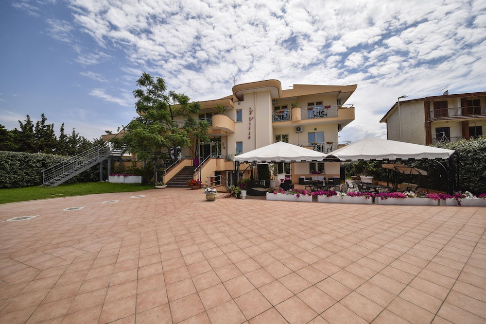 Hotel Hotel La Villa