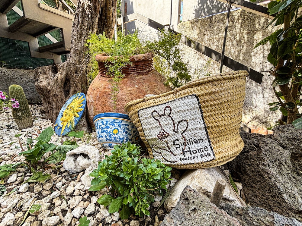 Hotel Sicilian Home Concept B&B