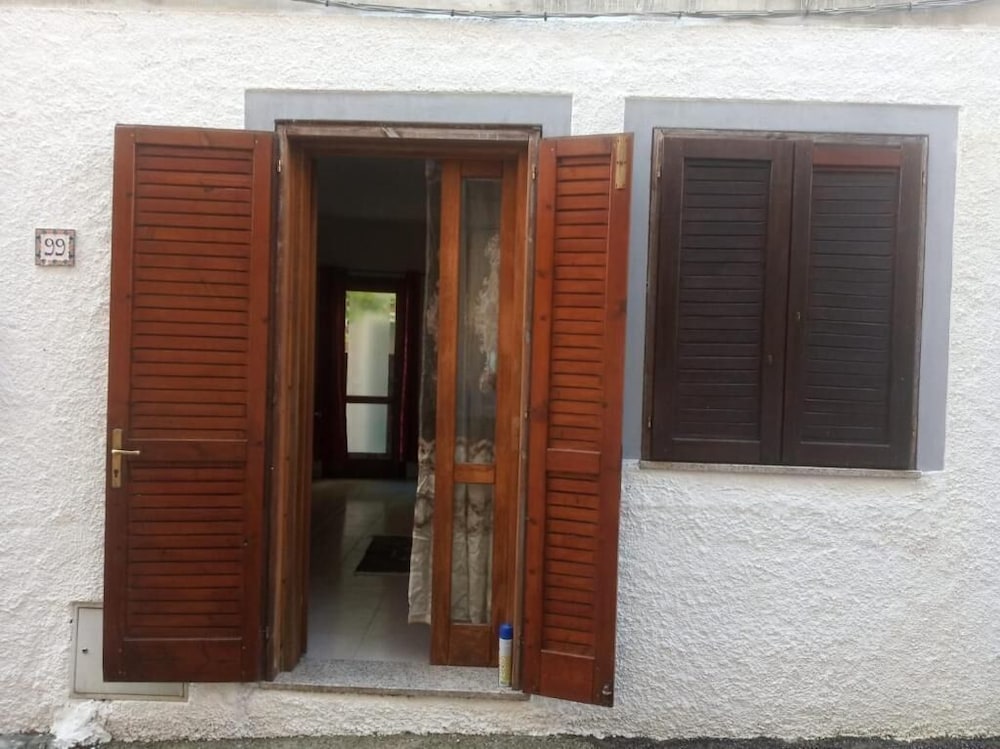 Hotel Holiday House In Siniscola