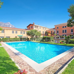 Hotel Lake Front Bogliaco In Gargnano cazare Gargnano