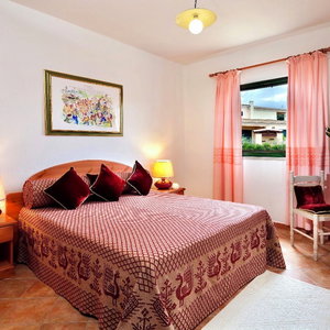 Hotel Apartments With Air Conditioning In Sos Alinos cazare Orosei
