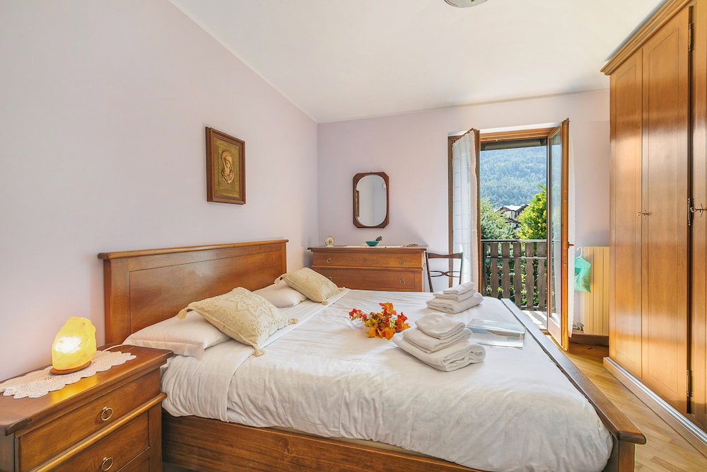 Hotel Maison Rosamunda For 6 With Garden