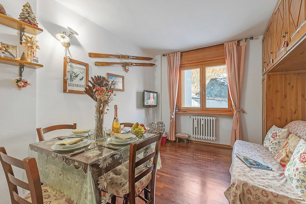 Hotel Sestriere Panorama With Ski Storage For 4
