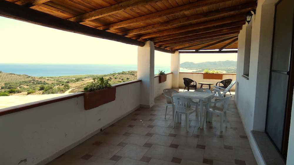Hotel Comino Alto Agriturismo E Appartamenti