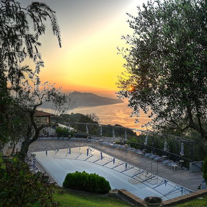 Hotel Gocce Di Capri Resort cazare Massa Lubrense