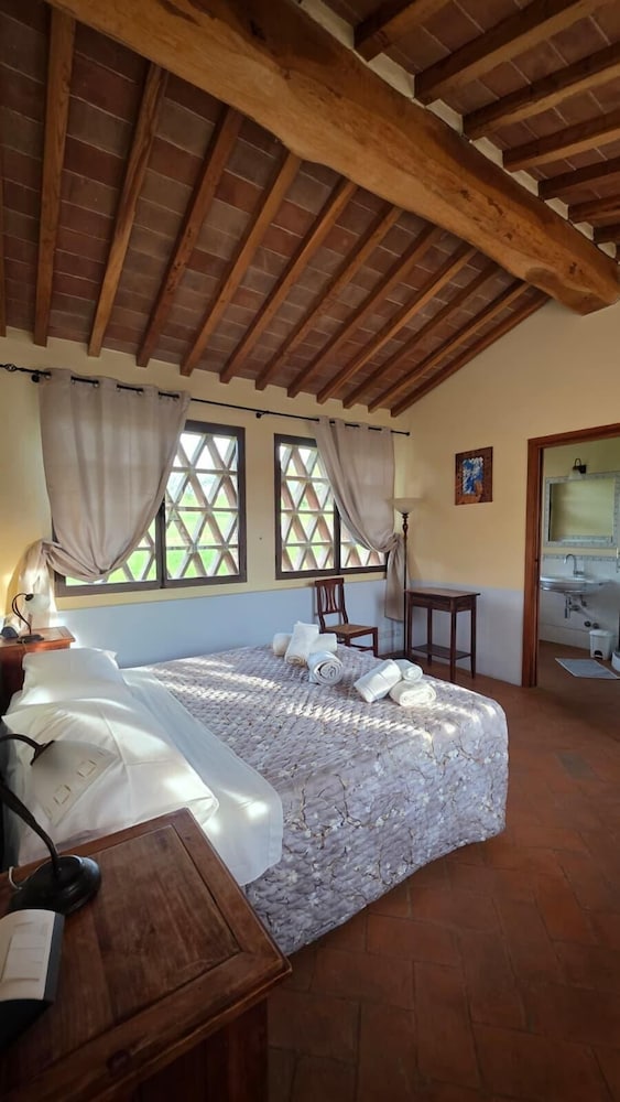La Tresa Country Living