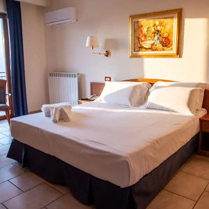 Hotel Hotel Bisanzio Resort cazare Piragineti