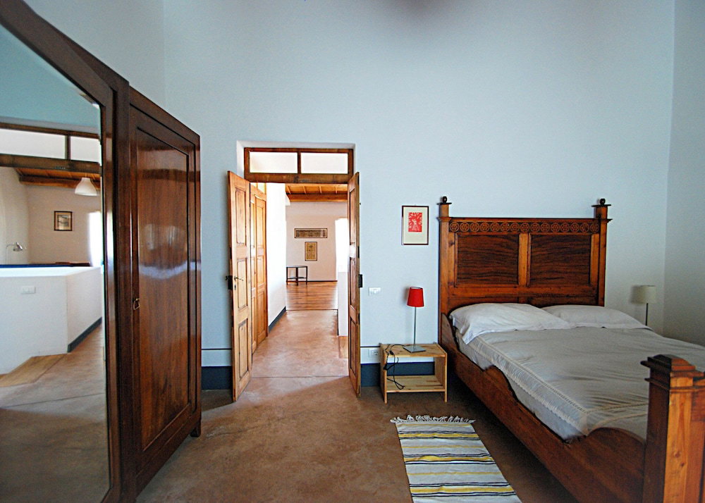 Hotel Open Space A Due Passi Da Oristano E Dal Sinis