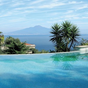 Hotel Grand Hotel Capodimonte cazare Priora