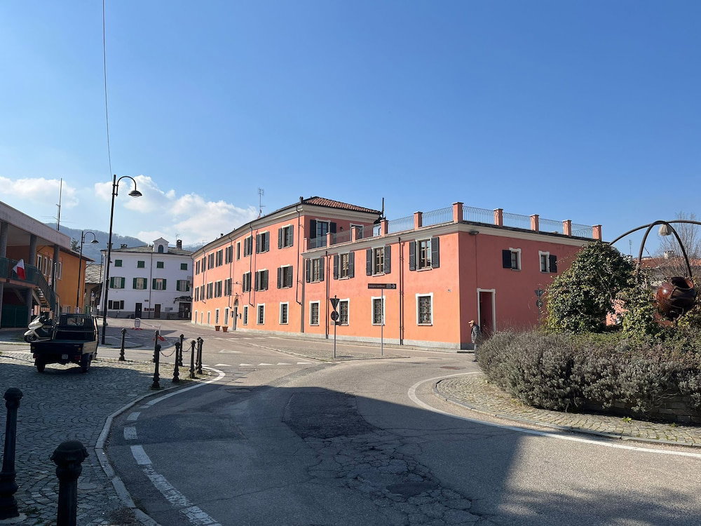 Hotel Dimora San Secondo