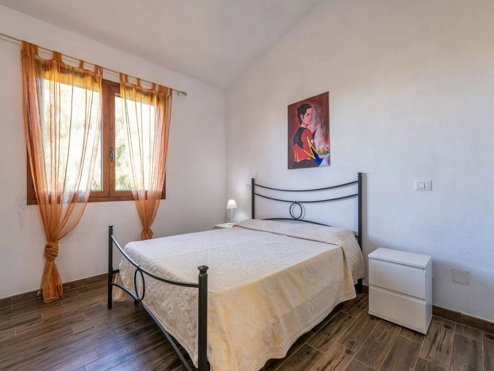 Delightful And Spacious Villa In Capo Comino