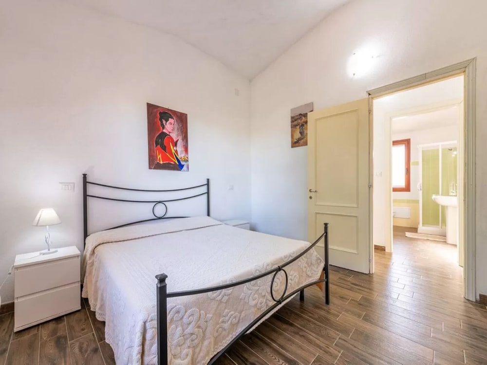 Delightful And Spacious Villa In Capo Comino