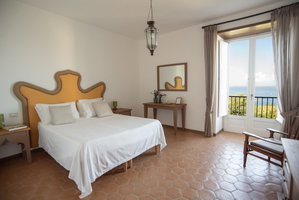 Hotel Villa Puolo Sorrento cazare Priora