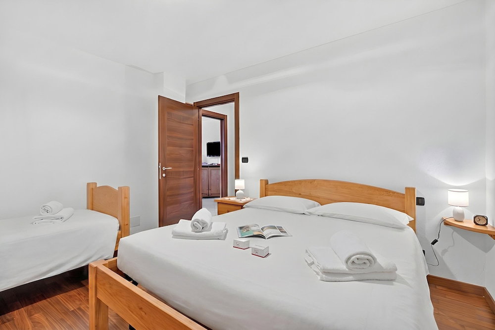 Hotel Appartamento Fior Di Roccia