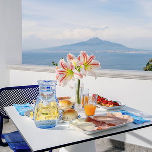 Hotel Villa Azzurra cazare Vico Equense