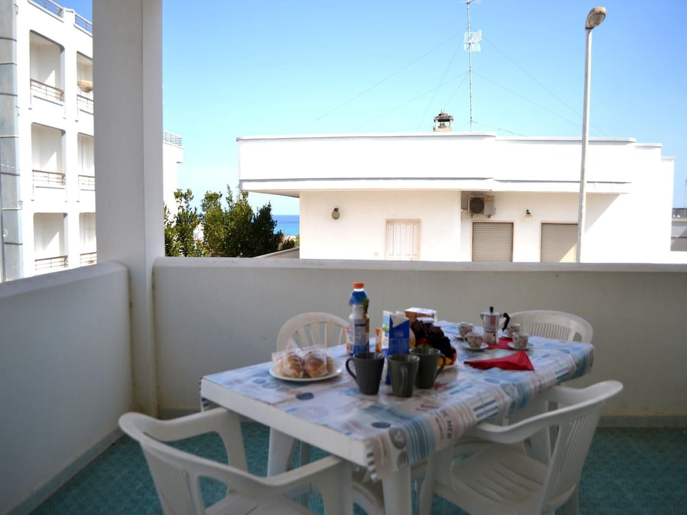 Hotel Charming Holiday Home In San Foca, Italy - Perfect For Families