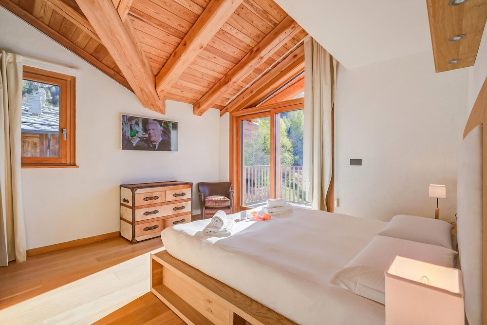 Chalet Merveille Ski In - Ski Out For 9